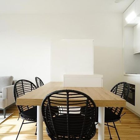 Apartment With Terrace Near Metro Station And Spa Bécs Kültér fotó